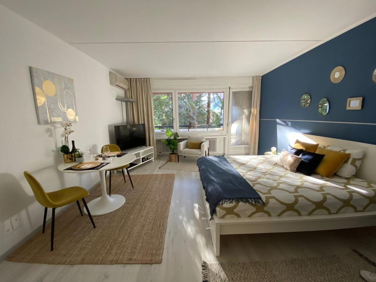 Luganersee, Pool, Strand, Parkplatz, Suite Bissone Esterno foto